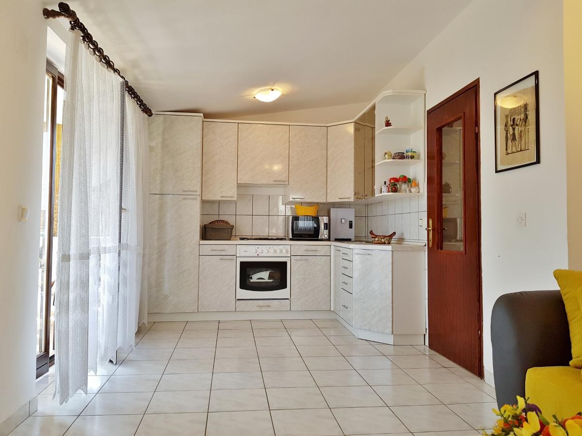 Apartment Luna Vodice Buitenkant foto